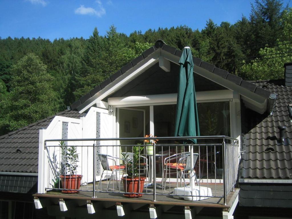 Ferienwohnungen Schoor Monreal Exterior foto